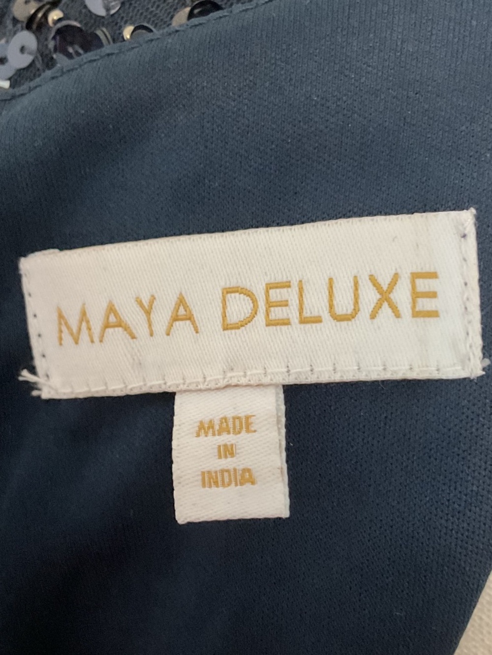 ⭐️ Maya Deluxe Women's V-Neck Navy Gown - size tag missing - Picture 11 of 11